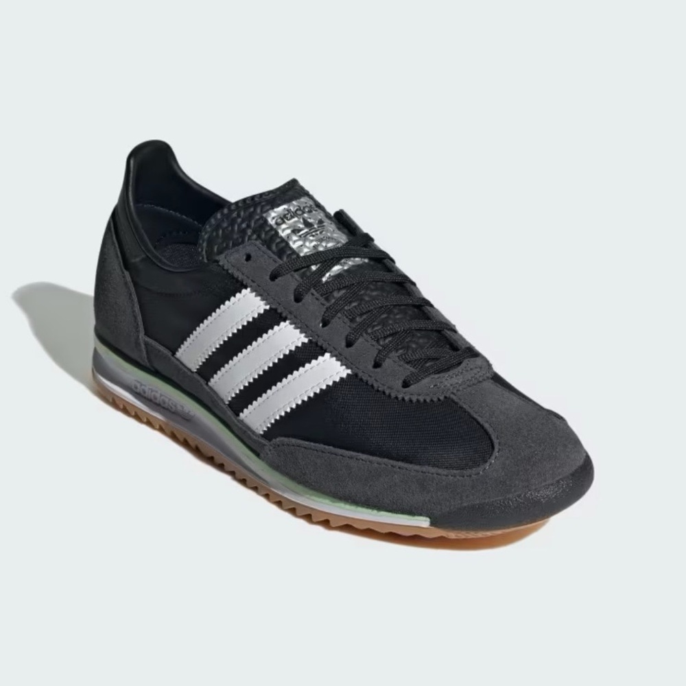 New w/ Box Adidas SL72 Sneakers in Black size 7